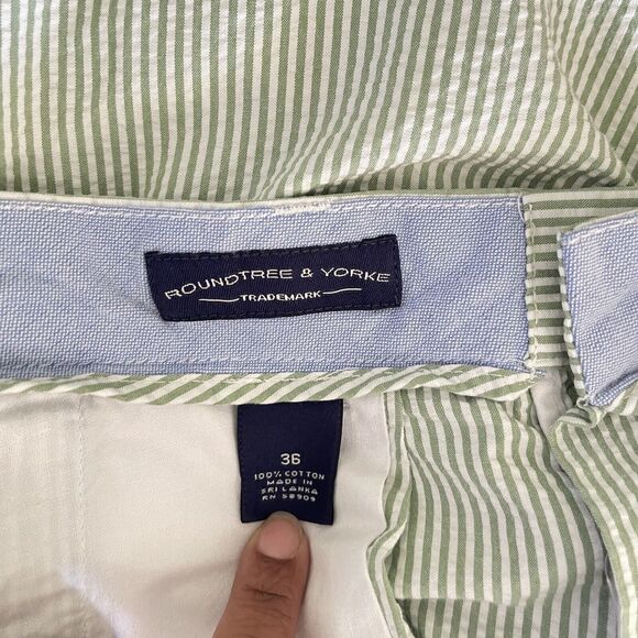 Roundtree & Yorke Shorts Mens 36 Trademark Pleated Green Striped - Picture 9 of 13
